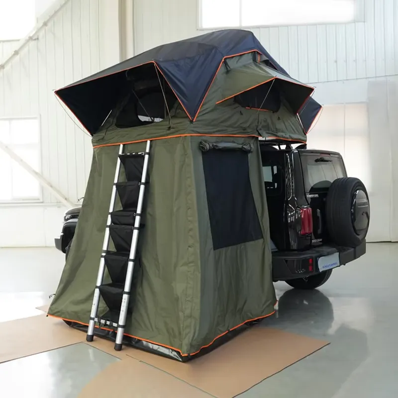 Roof Top Tent Soft Shell 3 Person - 工場で折り畳んで出荷される、防水加工のファミリーテント。屋外キャンプ用で、軽量、3人用、オールシーズン対応、ソフトシェル素材のルーフテント。レビューあり。