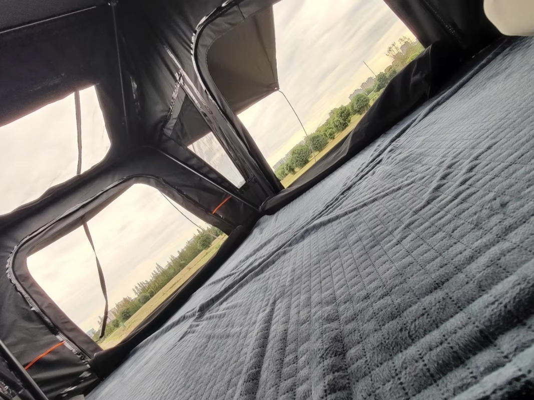 2025年新型Xヒンジロッド2-3人用アルミハードシェルルー - Roof Tent Hardshell Aluminum のレビューと価格