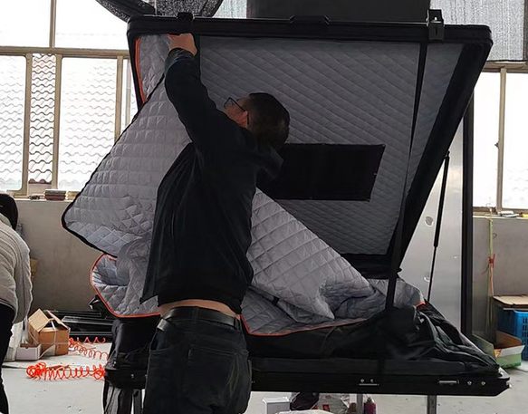 オフロード4x4車用ルーフトップテント、ハードシェル伸縮式は - Roof Top Tent Ladder Telescopic のレビューと価格