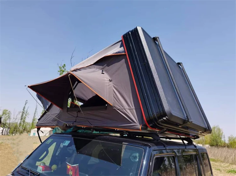 工場直送、防水加工を施したアルミ製ハードシェル・カールーフト - Roof Tent Hardshell Aluminum のレビューと価格
