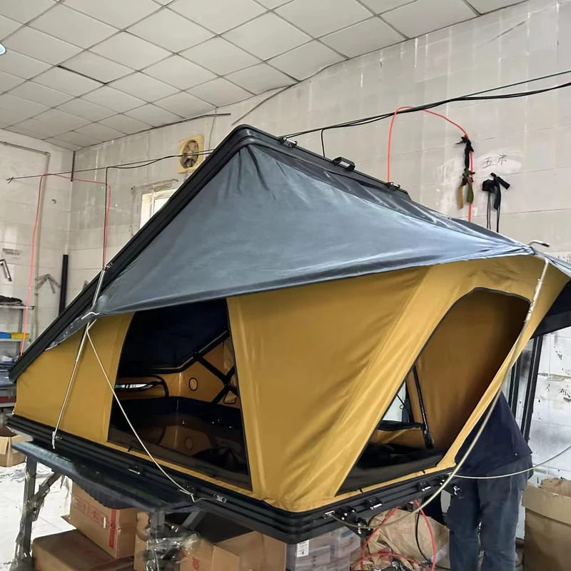 軽量三角形ハードシェルルーフトップテント クラムシェルルーフ - Roof Top Tent Hard Shell 2 Person のレビューと価格