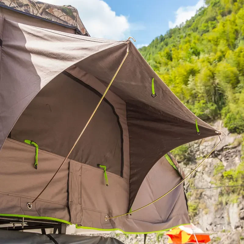 付属の防水ルーム付き4x4 1～2人用アルミ製キャンピングカ - Roof Top Tent Soft Shell 3 Person のレビューと価格